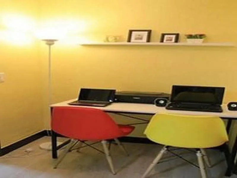 Kpopstarz Guesthouse - Caters To Women Seoul Südkorea